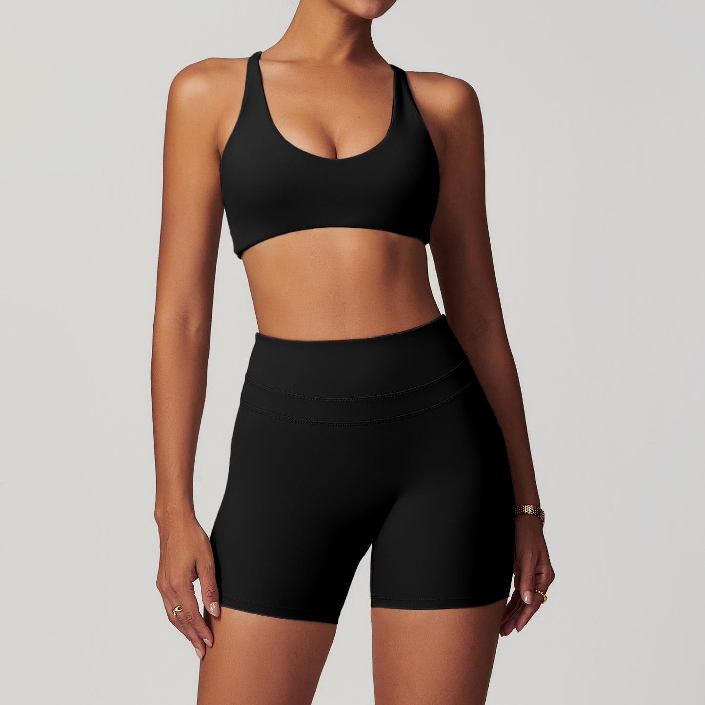 AVERI Twist — Bra & Short Set