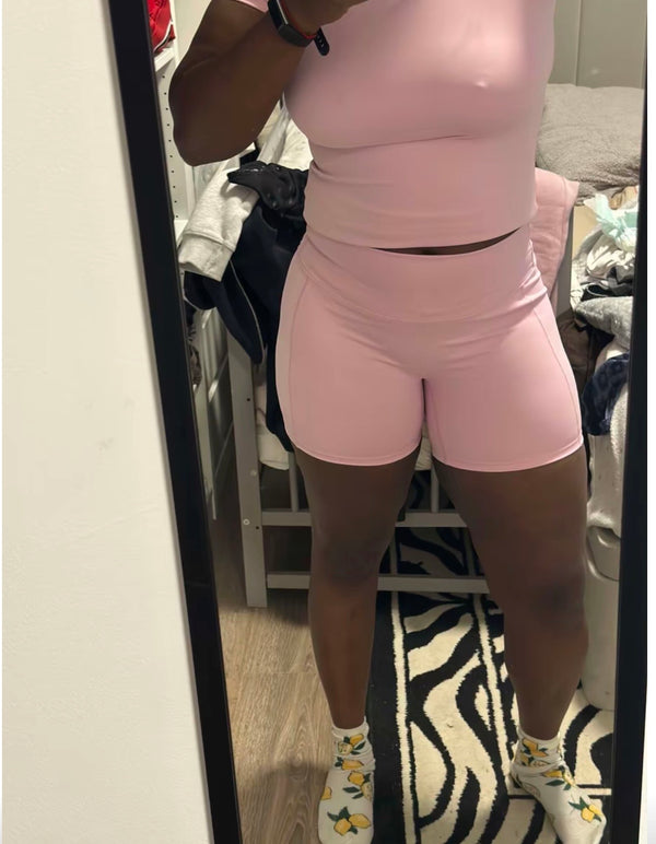 Tasha W.
