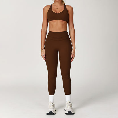 AVERI Twist — Bra & Legging Set