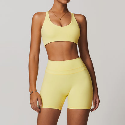 AVERI Twist — Bra & Short Set